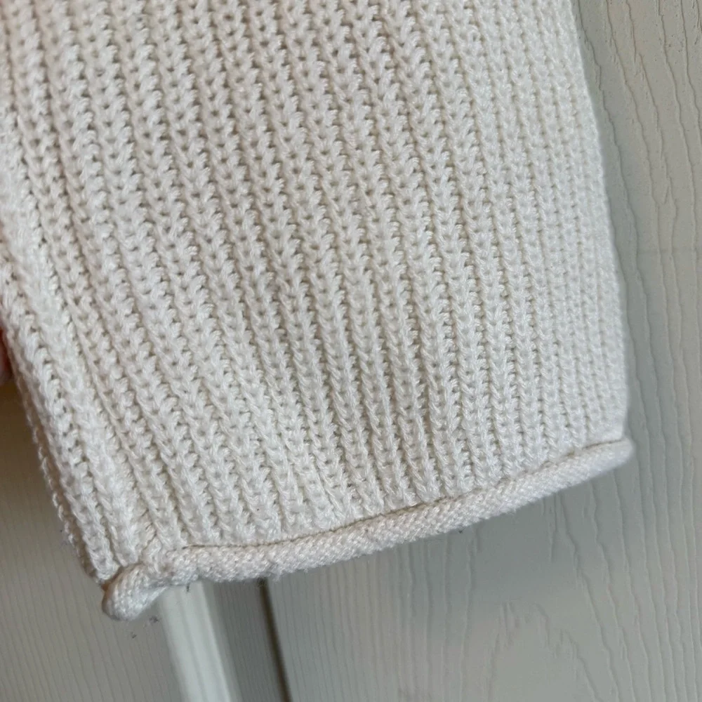 Cropped Ribbed Knit Sweater - Picture 4 of 4